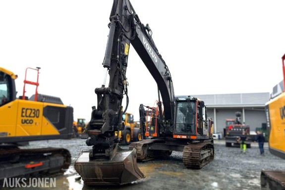 2023 Volvo JEC230 Electric – utslippsfri 23 tonns gravemaskin m/skuffe, tiltrotator, kamera og maskinstyring